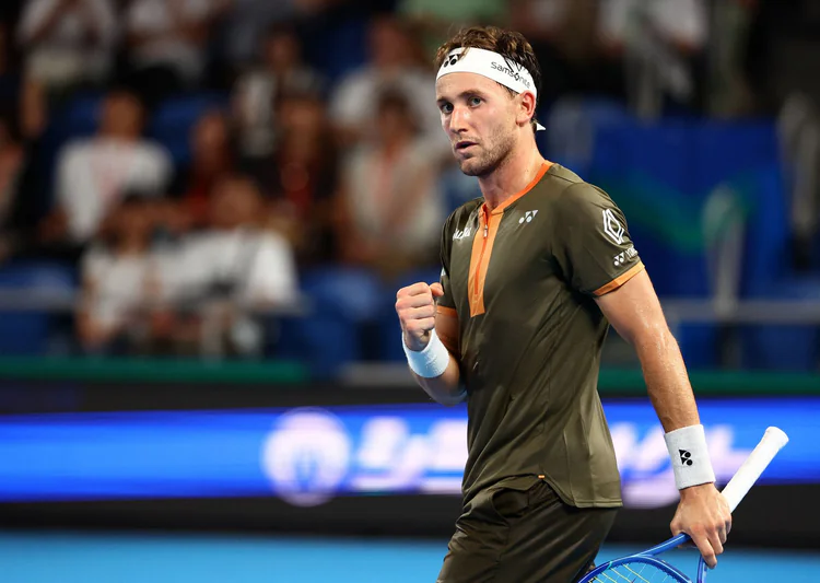 Photo Gallery: ATP Japan Open, Day 3 Action