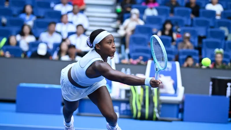 Coco Gauff survives Fernandez challenge to keep China Open defense alive