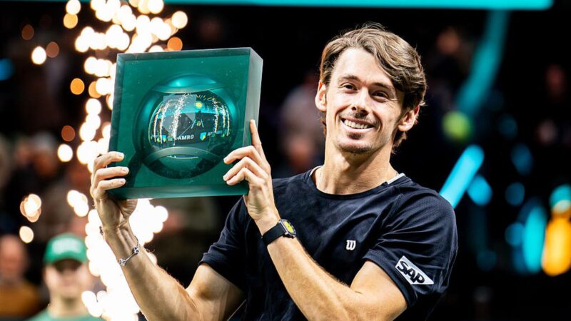 Alex de Minaur finally breaks through, captures first indoor title in Rotterdam