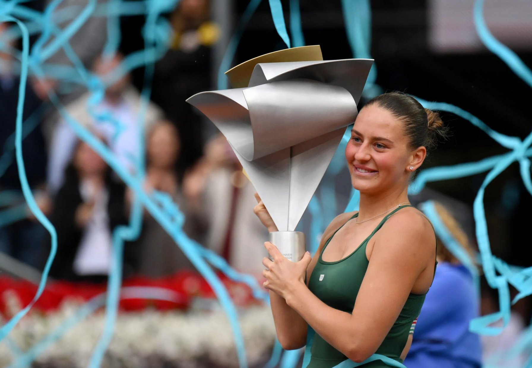 Marta Kostyuk breaks the curse of the teenage prodigy