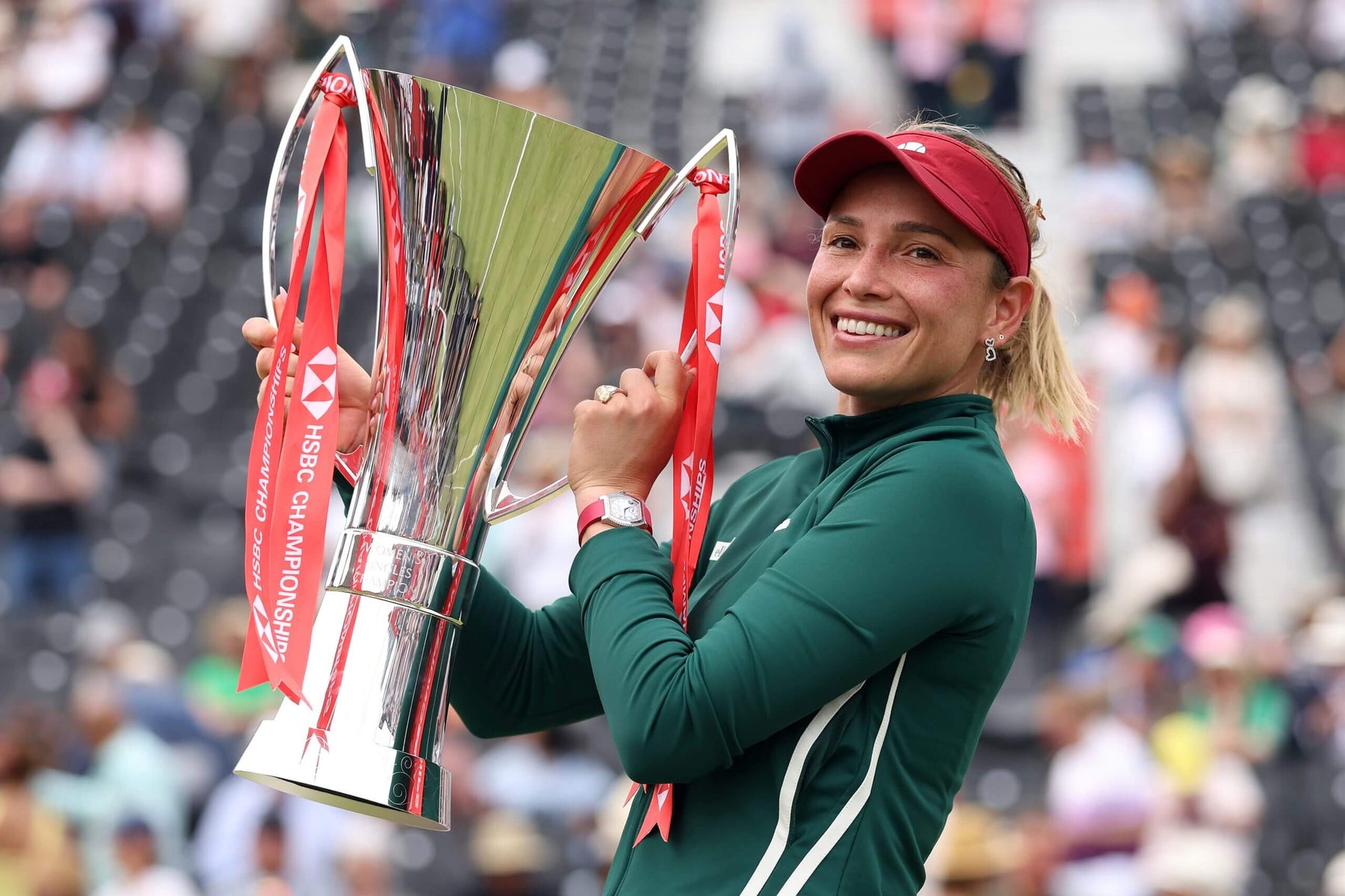 How a late-night S.O.S. and a childhood bond saved Donna Vekic’s Season